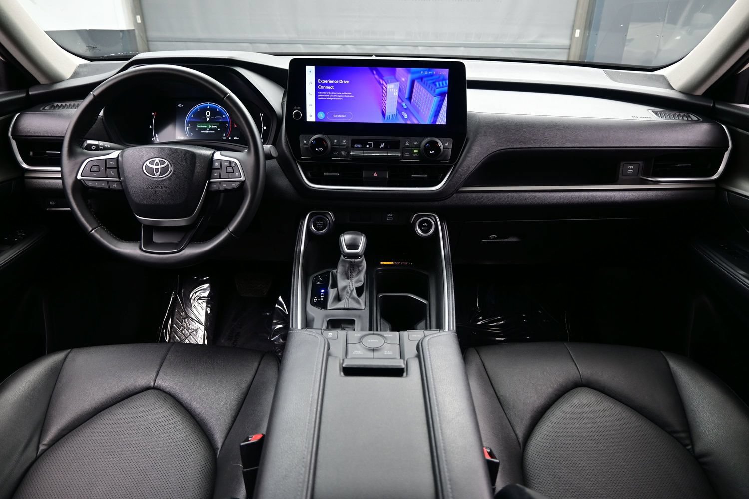 Used 2024 Toyota Grand Highlander AWD image 18