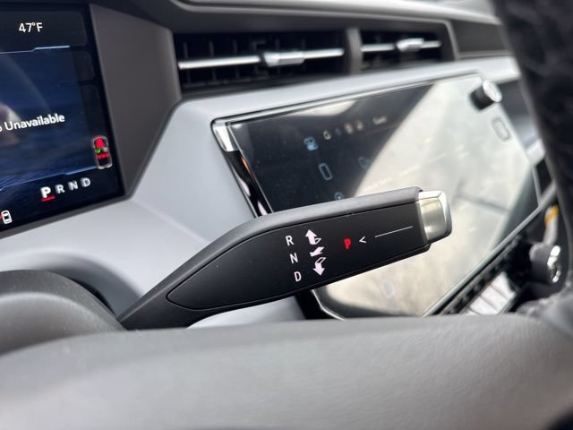 New 2027 Chevrolet Bolt RS w/ Technology Package FWD image 19