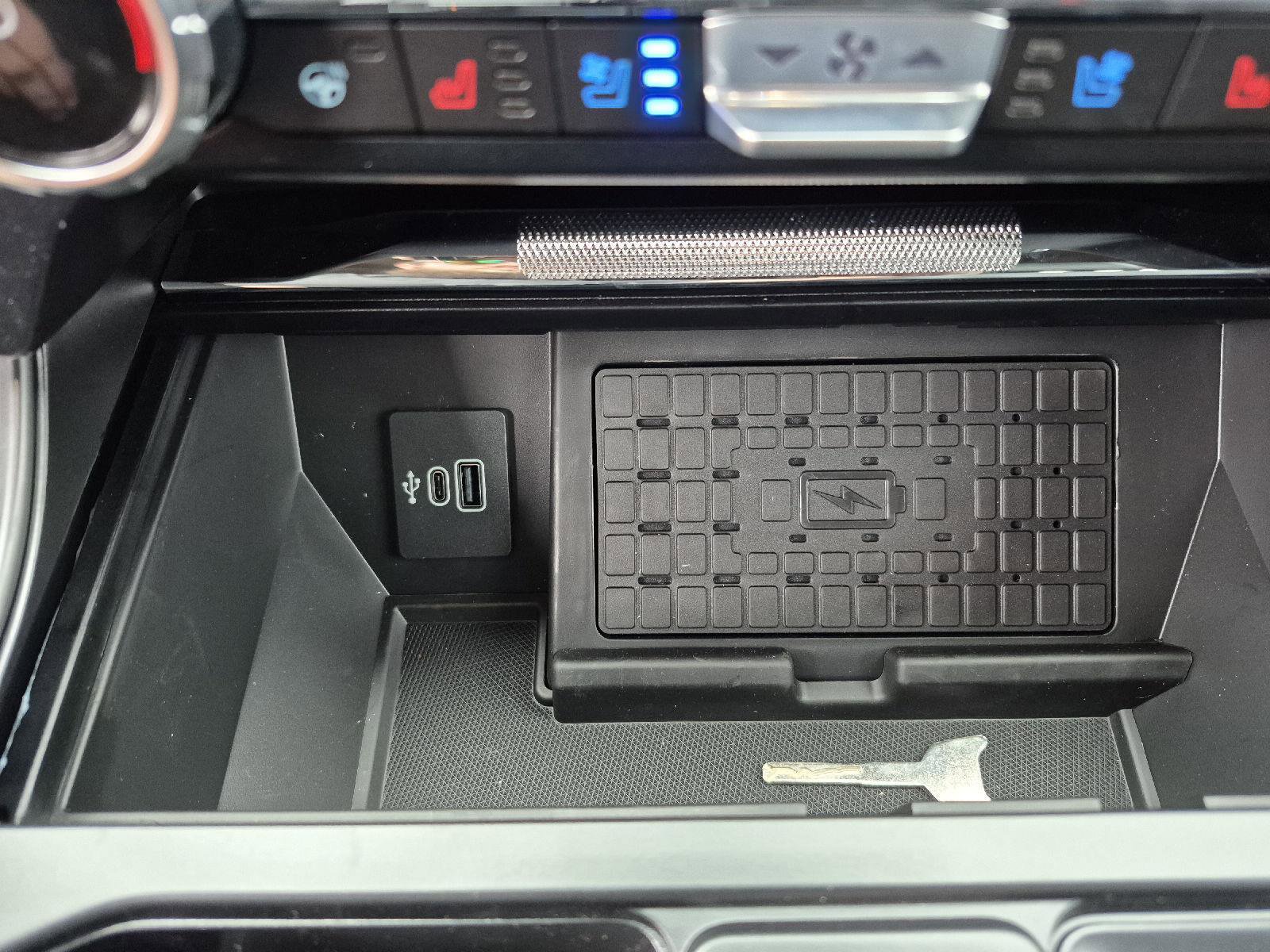 New 2025 Ford F150 Lariat w/ Equipment Group 501A Mid image 24