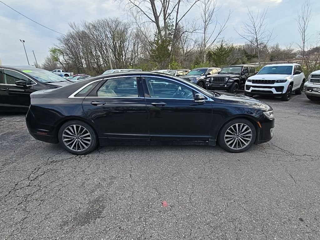 Used 2020 Lincoln MKZ AWD w/ Convenience Package image 9
