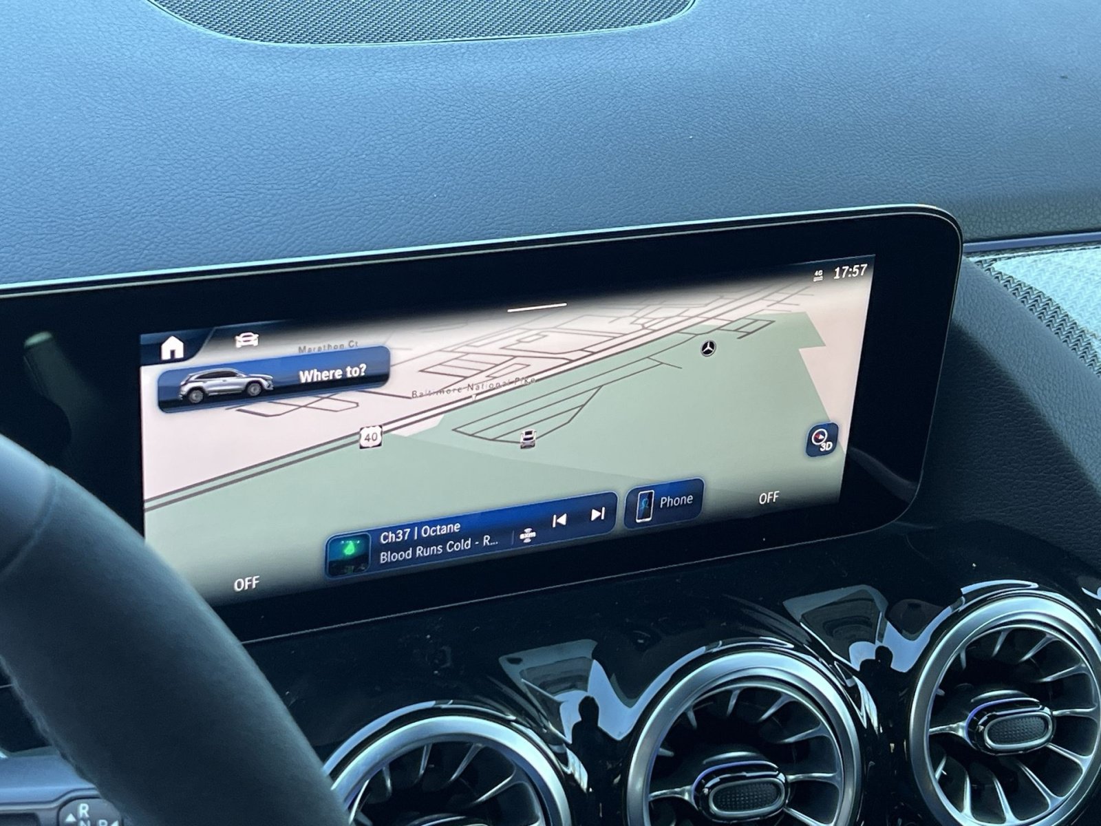 New 2026 Mercedes-Benz GLA 35 AMG 4MATIC image 18