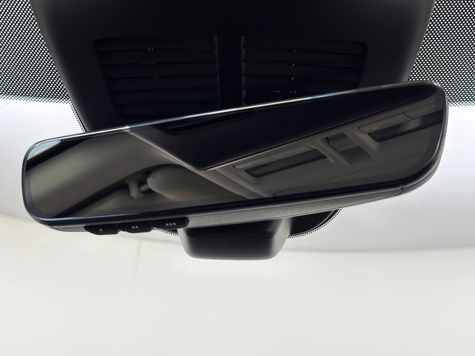 Used 2025 MAZDA CX-90 3.3 Turbo w/ Premium Plus Pkg image 32