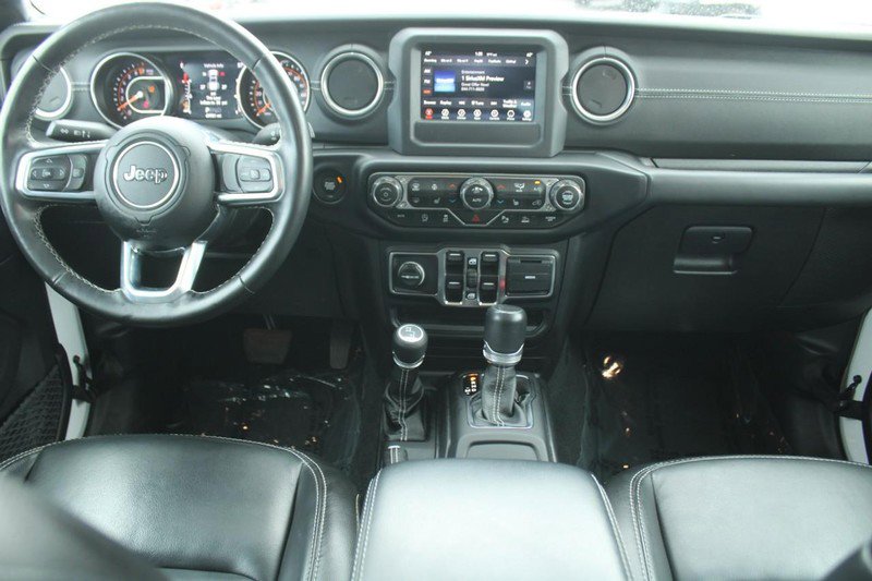 Used 2020 Jeep Gladiator Overland w/ LED Lighting Group image 14