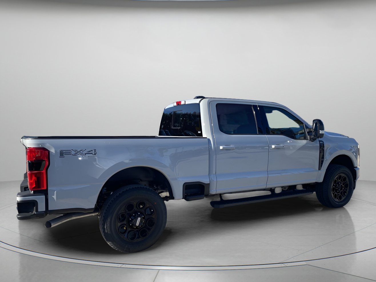 New 2026 Ford F350 Lariat w/ Black Appearance Package image 3
