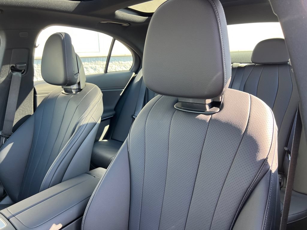 New 2027 Mercedes-Benz E 450 4MATIC Sedan image 15