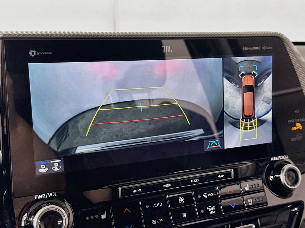 Used 2022 Toyota Highlander Platinum FWD image 11