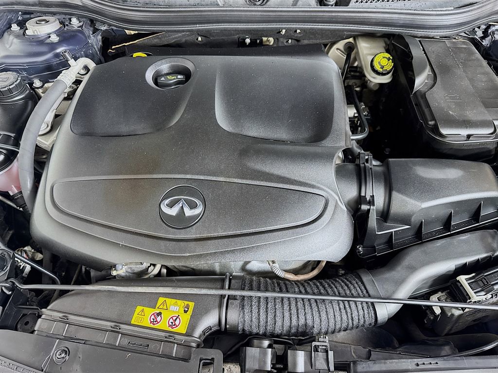 Used 2017 INFINITI QX30 image 35