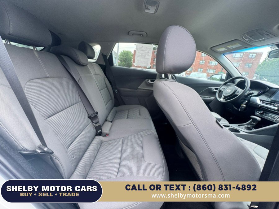 Used 2021 Kia Niro LX FWD image 16