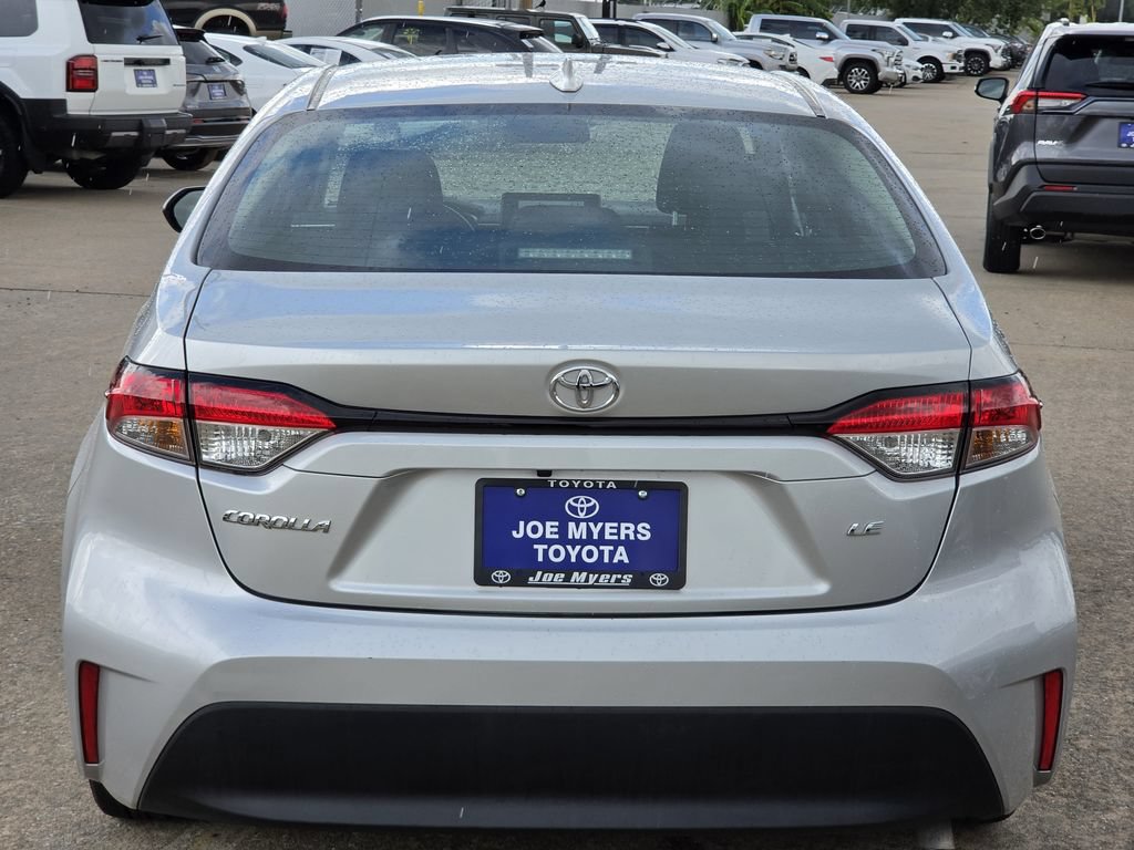 Used 2025 Toyota Corolla LE FWD image 8