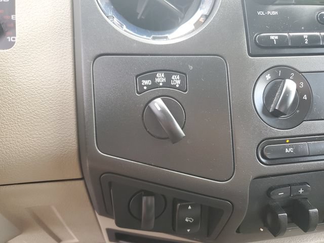 Used 2010 Ford F250 XLT AWD/4WD image 19