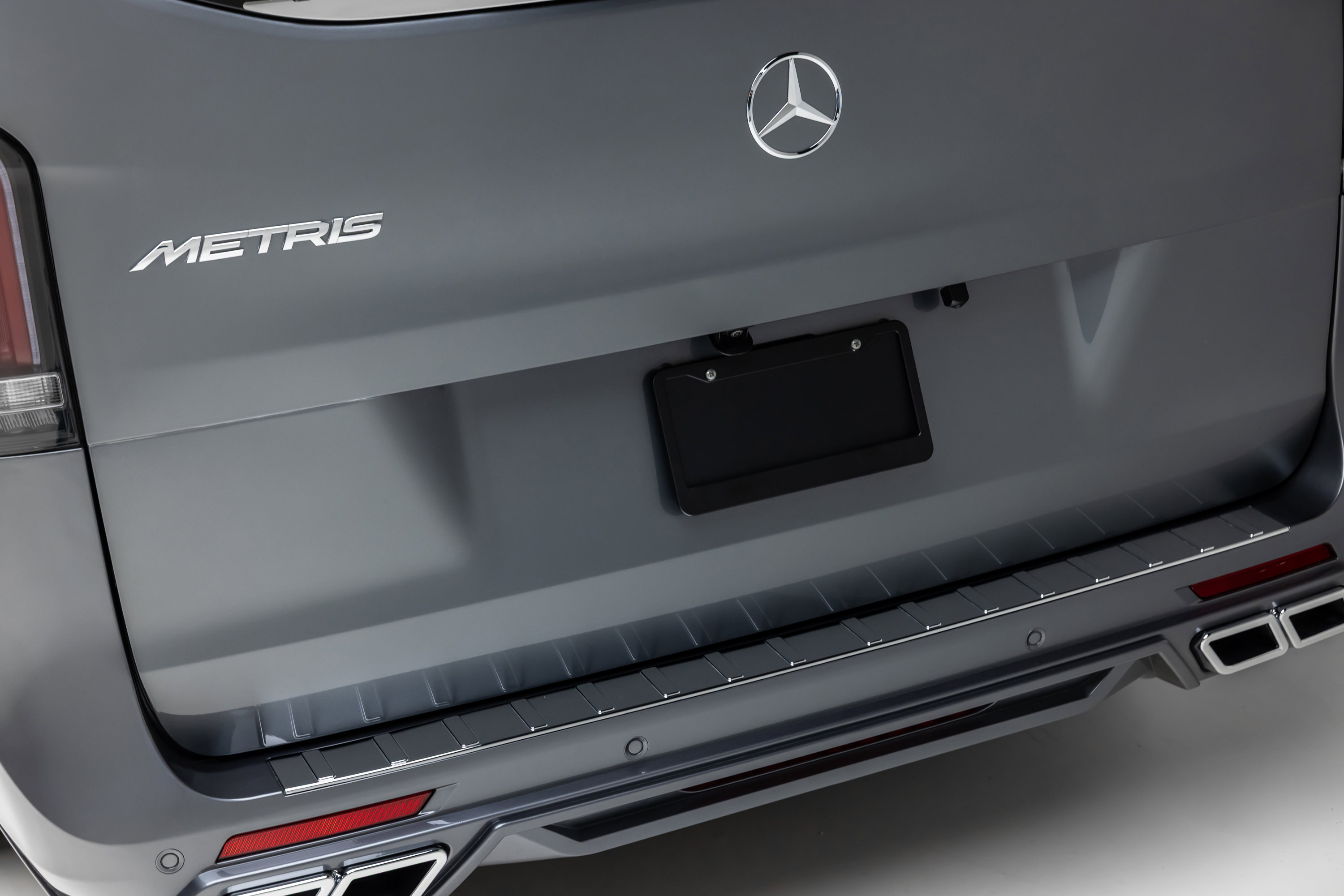 Used 2022 Mercedes-Benz Metris Passenger image 28