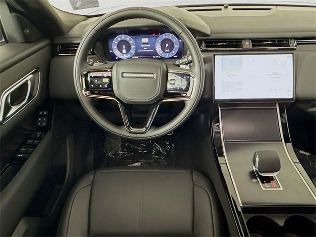 New 2026 Land Rover Range Rover Velar Dynamic SE image 25