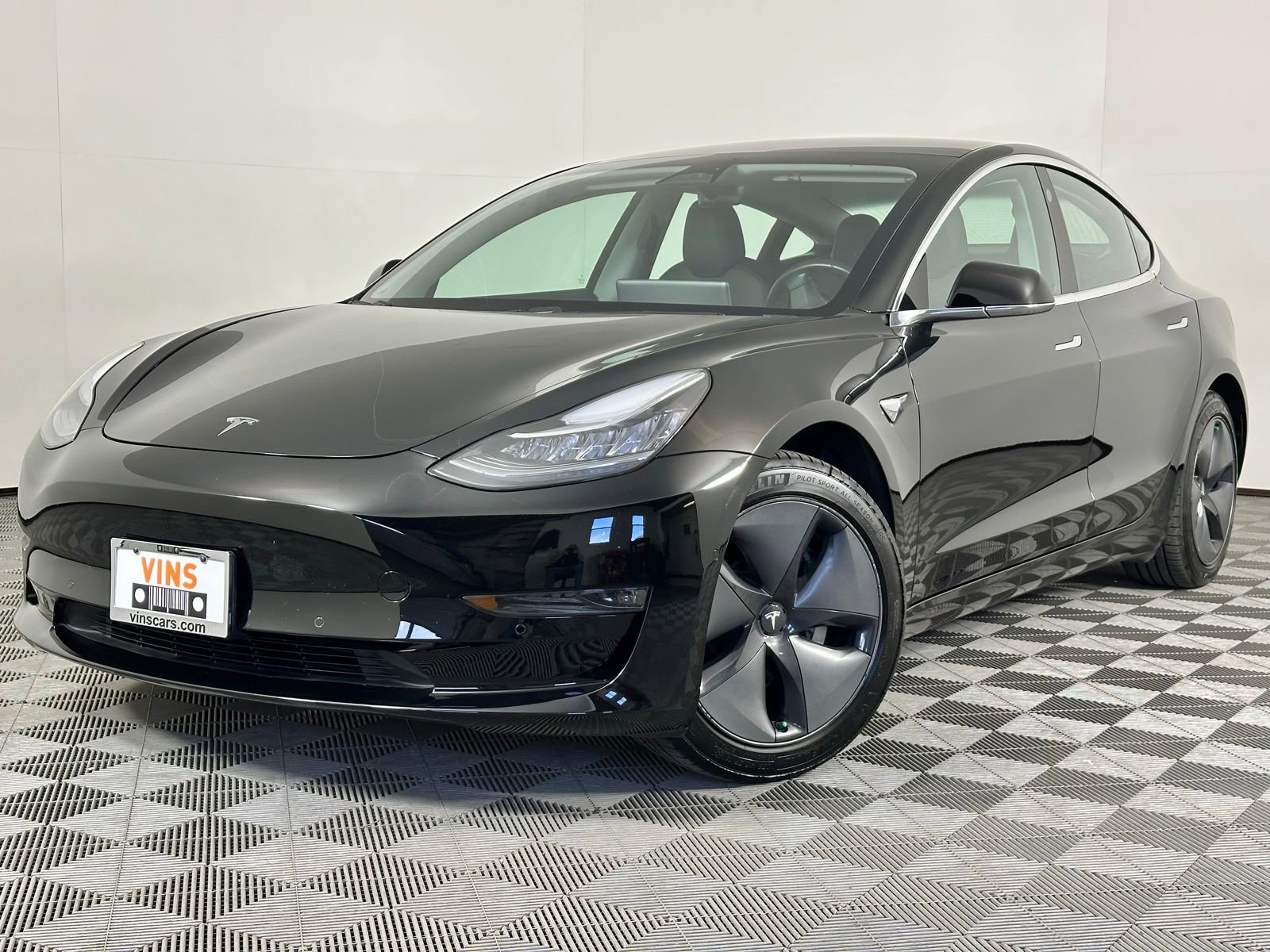 Used 2018 Tesla Model 3 Mid Range image 39
