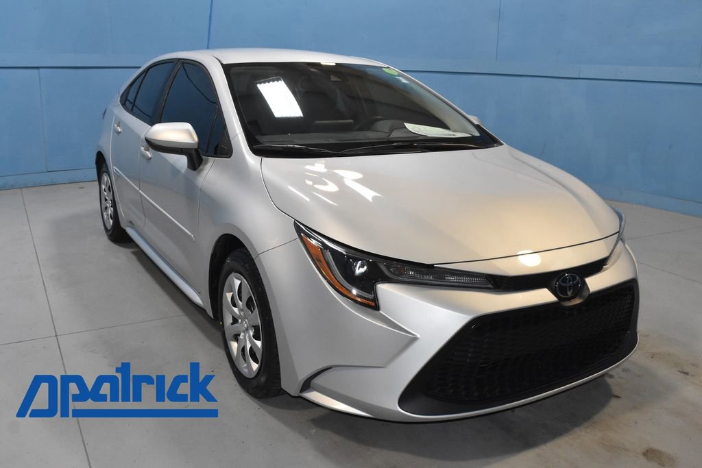 Used 2022 Toyota Corolla LE FWD image 1