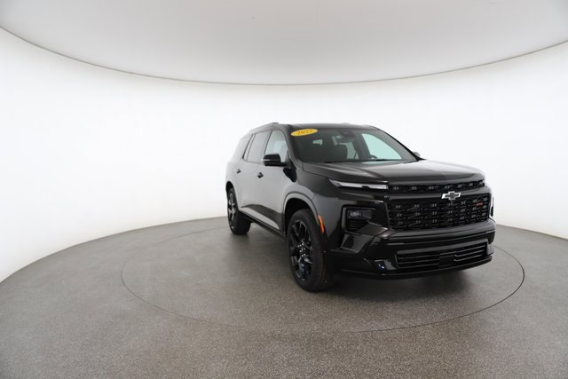 Used 2025 Chevrolet Traverse RS w/ LPO, Floor Liner Package image 28