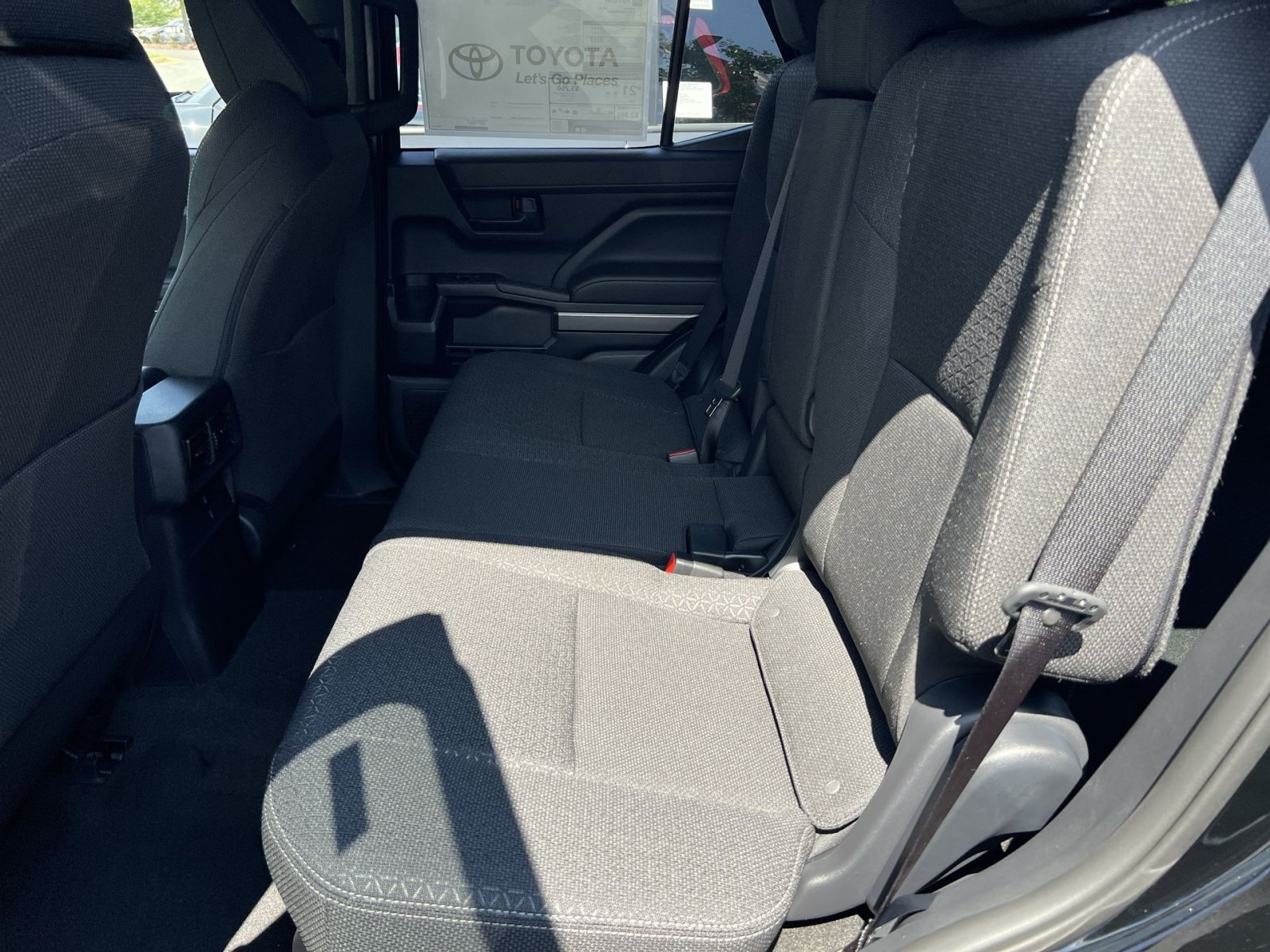 New 2026 Toyota 4Runner SR5 AWD/4WD image 19