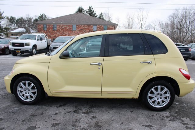 Used 2007 Chrysler PT Cruiser Touring w/ Fleet Value Group I image 5