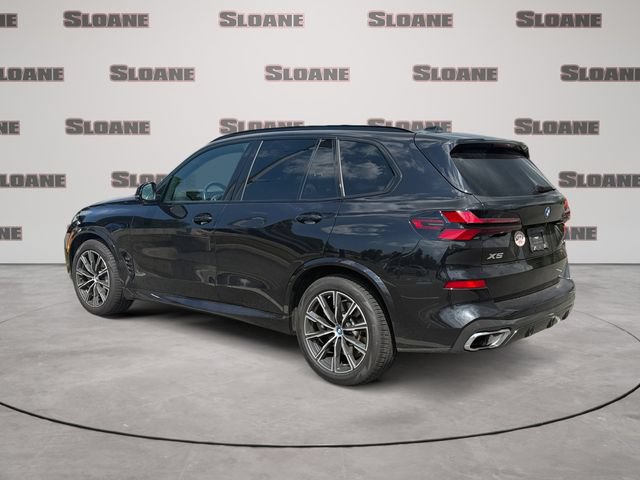 Certified 2024 BMW X5 xDrive50e w/ M Sport Package AWD/4WD image 3
