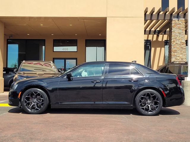 Used 2019 Chrysler 300 Touring w/ Sport Appearance Package RWD image 9