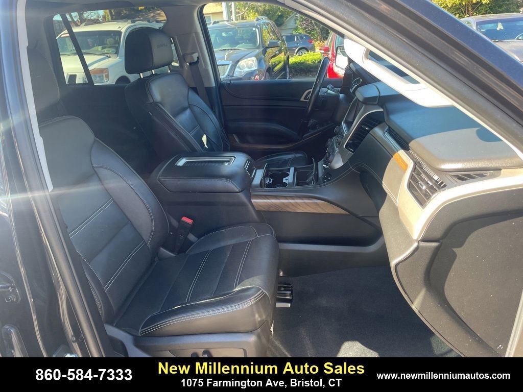 Used 2020 GMC Yukon Denali w/ Denali Ultimate Package image 27