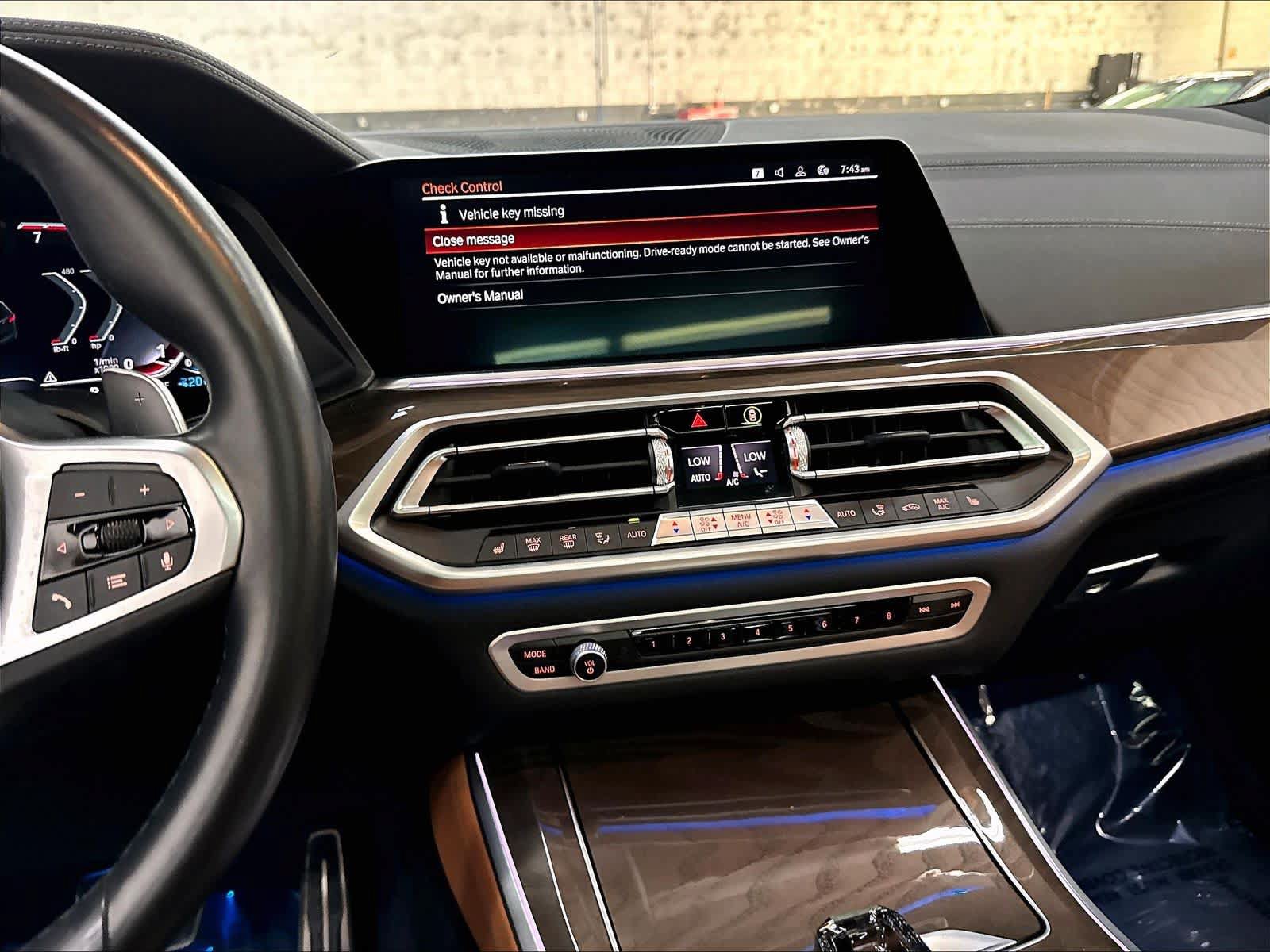 Used 2022 BMW X5 xDrive45e w/ M Sport Package AWD/4WD image 9