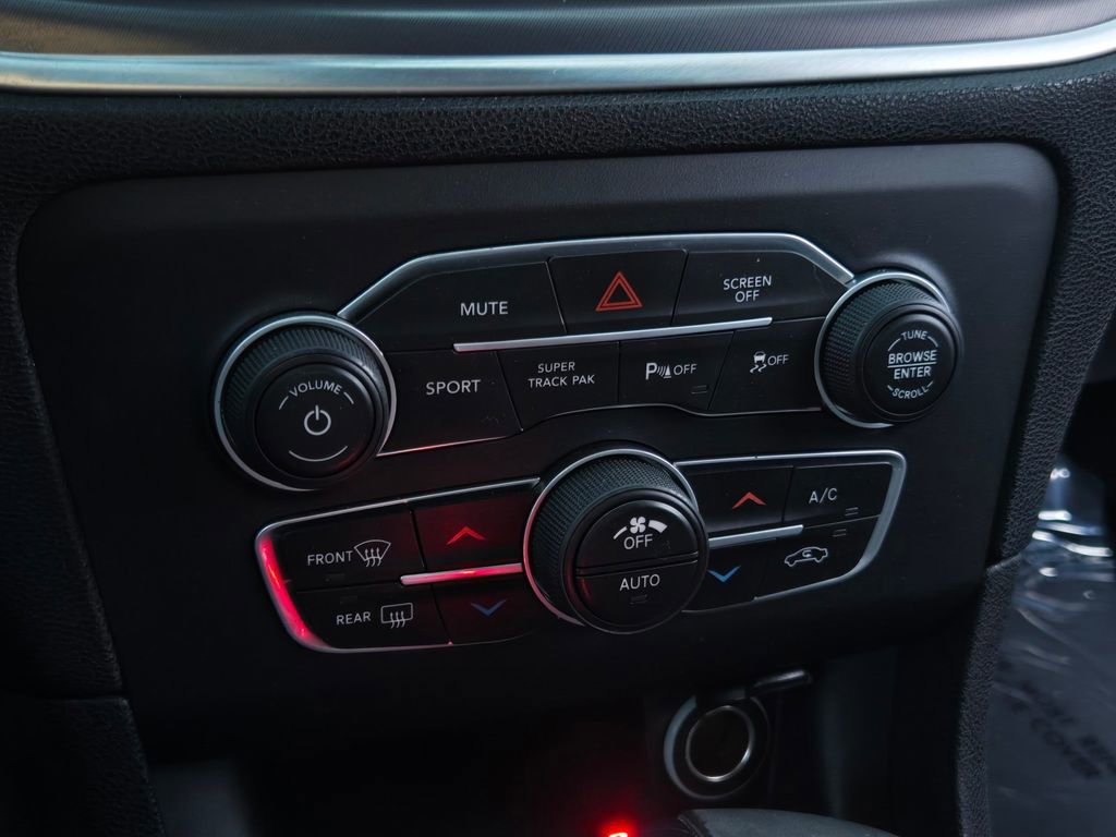 Used 2019 Dodge Charger R/T w/ Navigation & Travel Group image 20