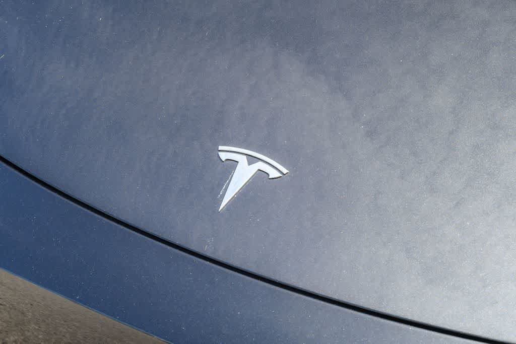 Used 2024 Tesla Model Y 2WD image 6