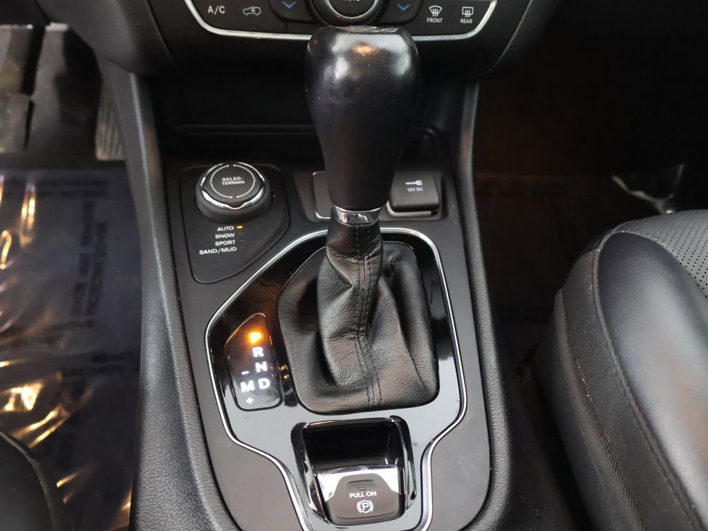 Used 2022 Jeep Cherokee Limited image 46