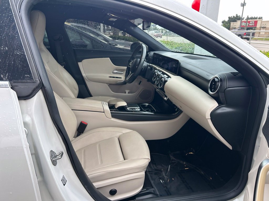 Used 2020 Mercedes-Benz CLA 250 image 40