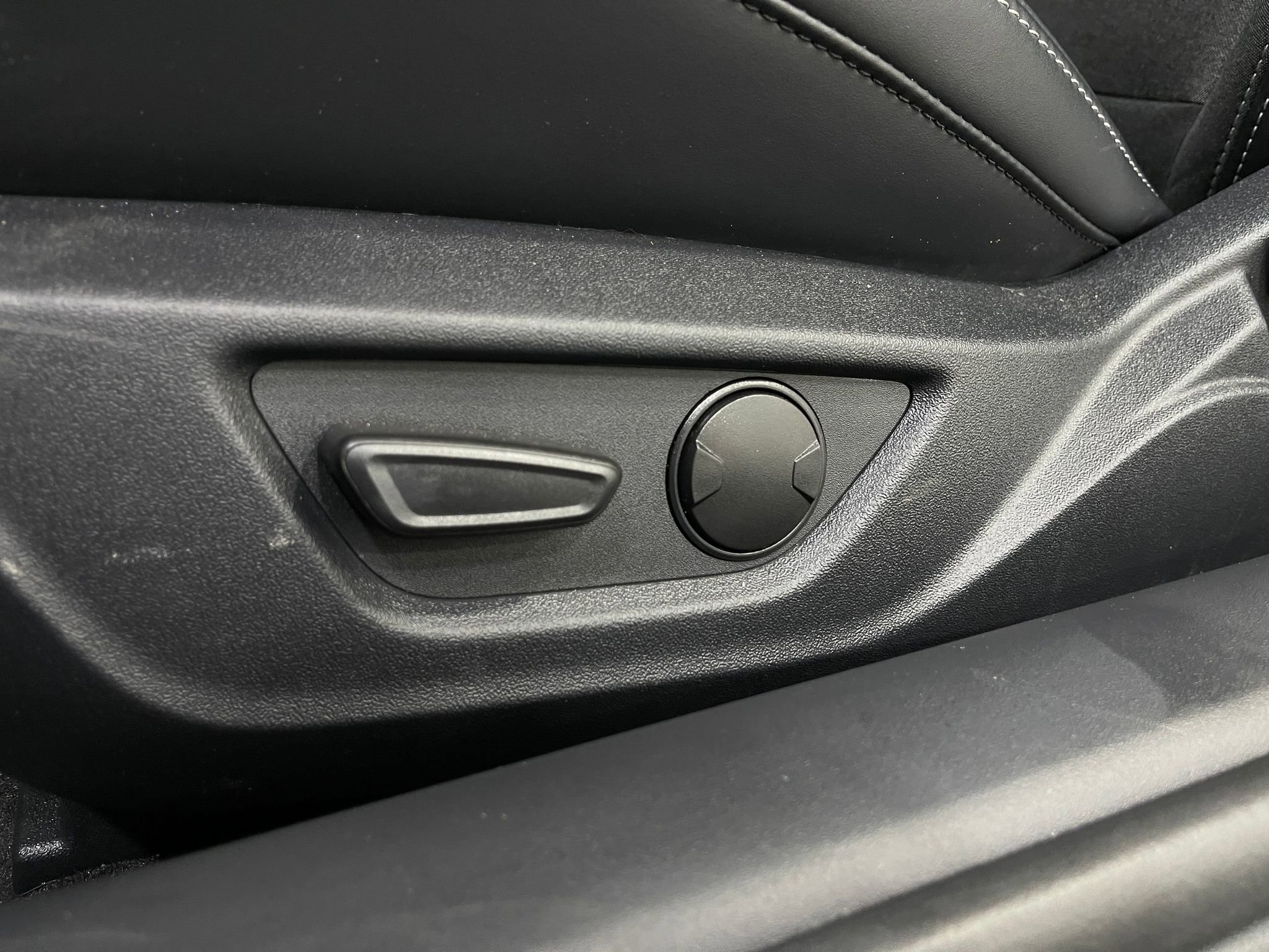 Used 2026 Ford Mustang Coupe image 15