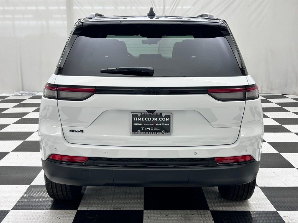 New 2025 Jeep Grand Cherokee Limited image 6