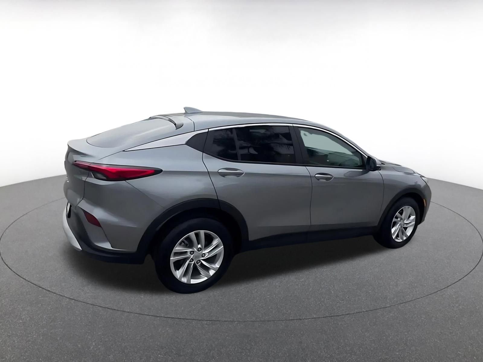 Used 2025 Buick Envista Preferred image 15