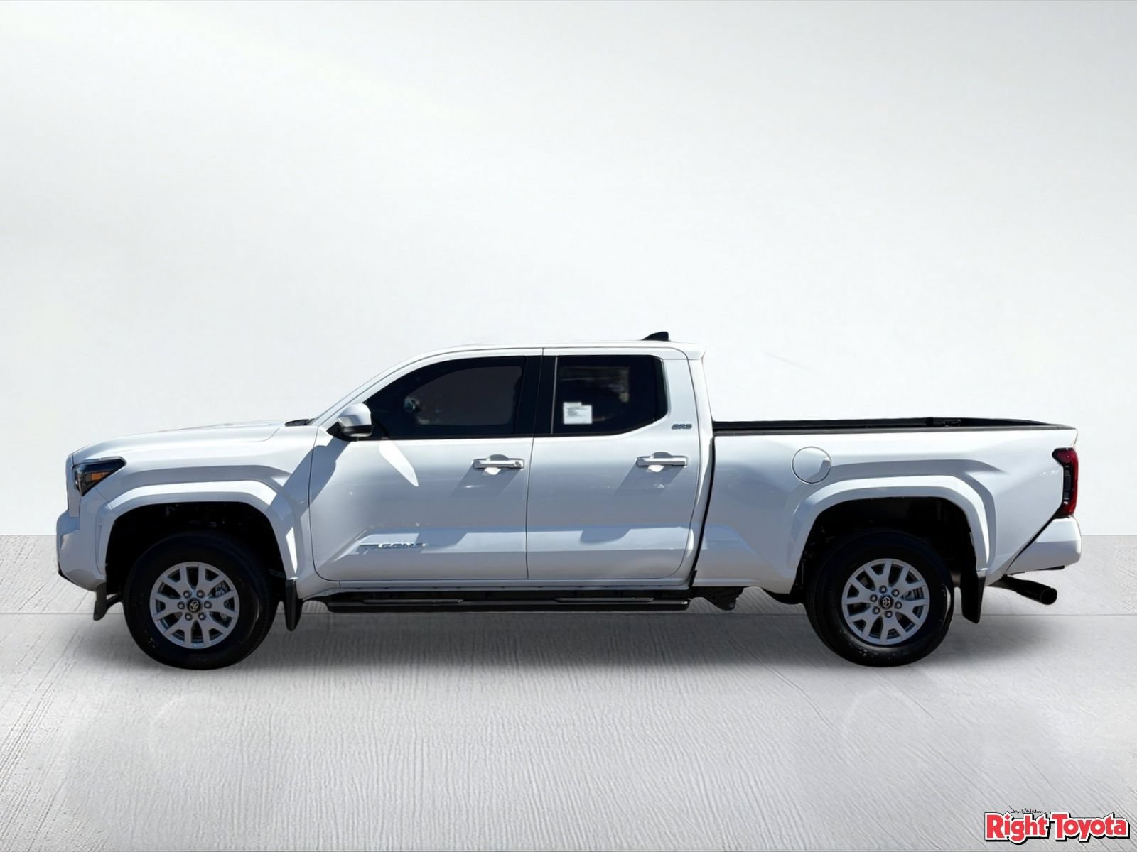 New 2026 Toyota Tacoma SR5 AWD/4WD image 3