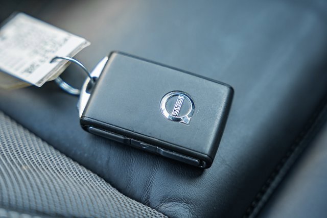 Certified 2024 Volvo S60 B5 Ultimate image 30