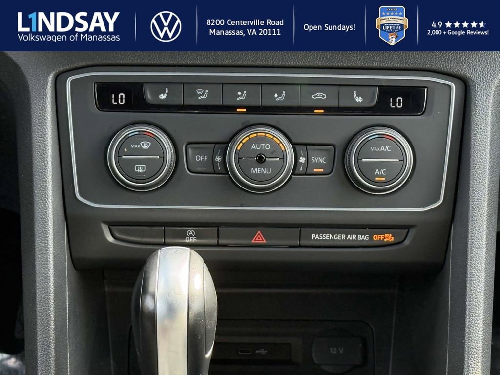 Used 2021 Volkswagen Atlas Cross Sport SE image 15