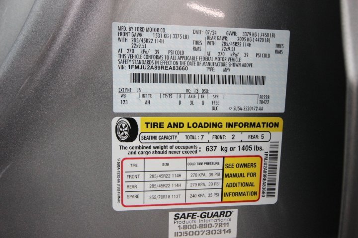 Used 2024 Ford Expedition Limited image 35