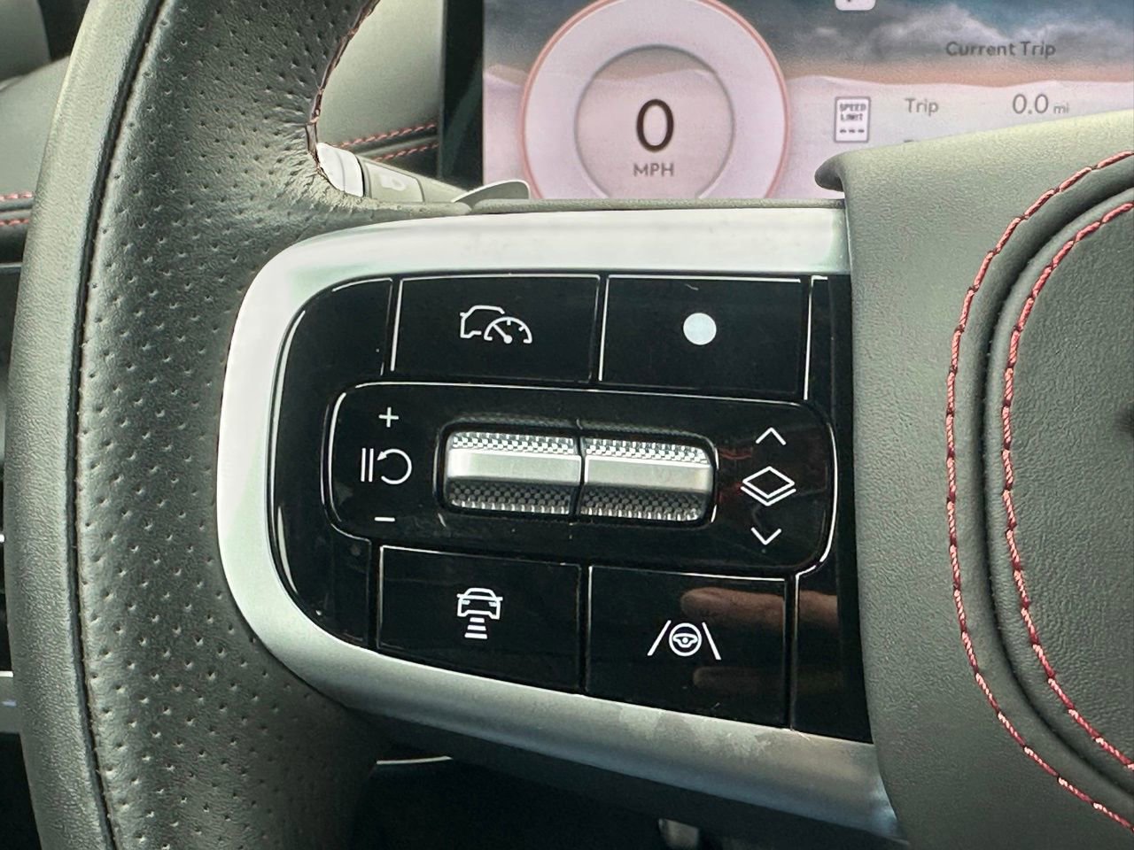 Used 2025 Genesis G80 3.5T Sport image 30