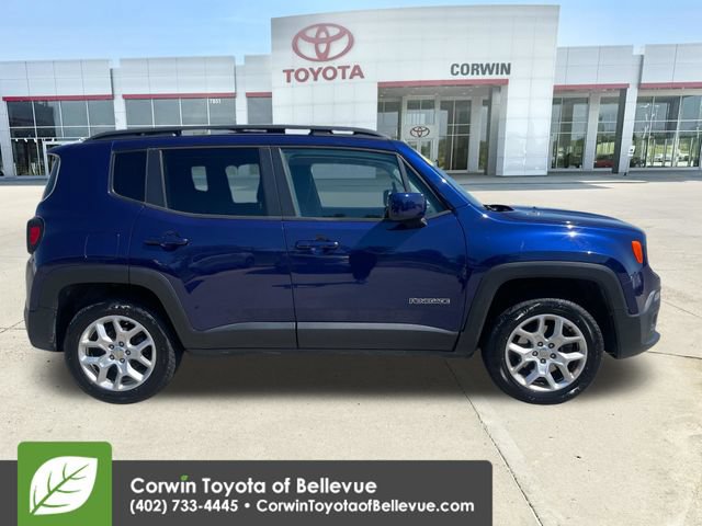 Used 2016 Jeep Renegade Latitude w/ Cold Weather Group AWD/4WD image 6