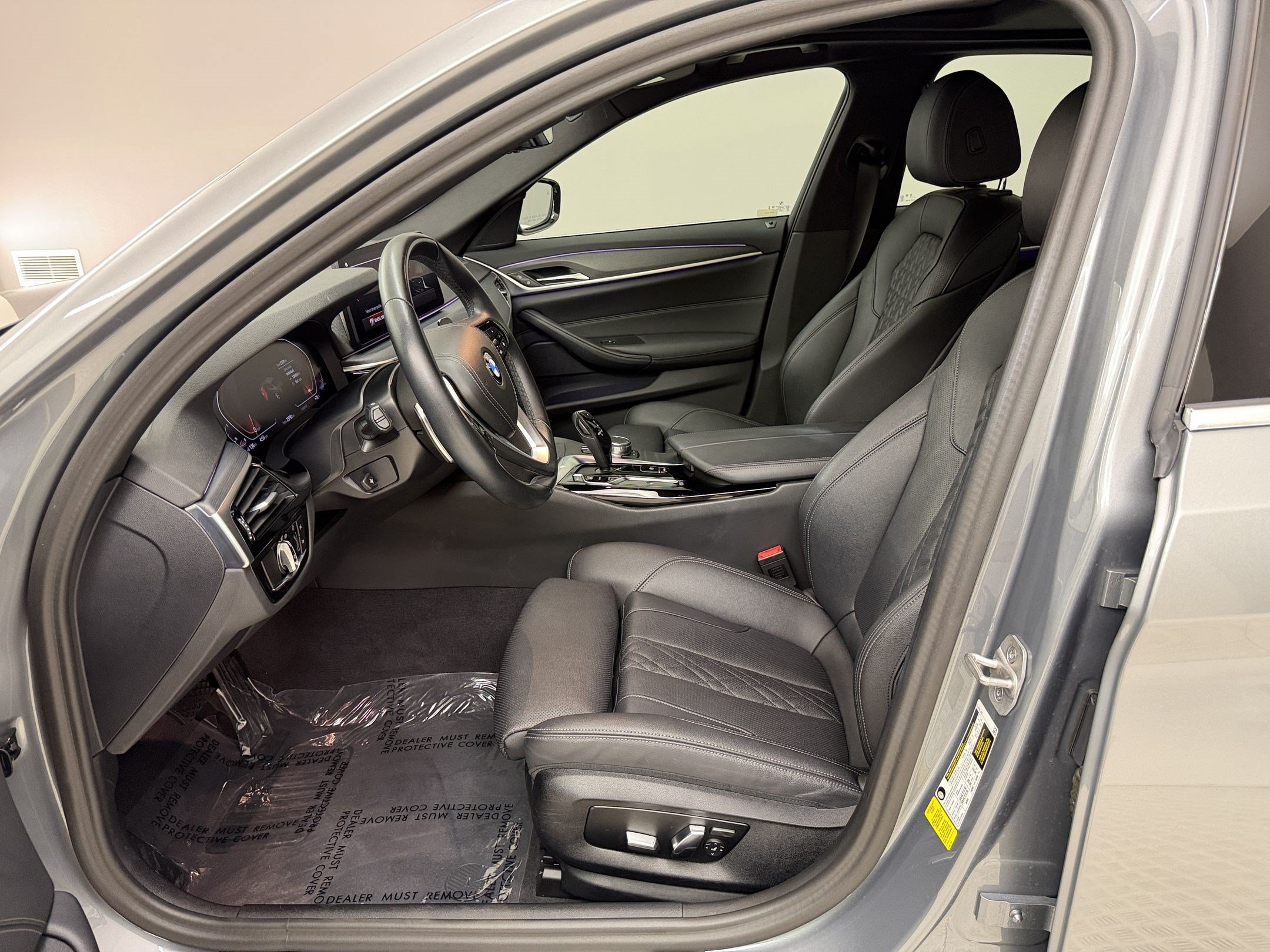 Certified 2023 BMW 530i w/ Convenience Package RWD image 5