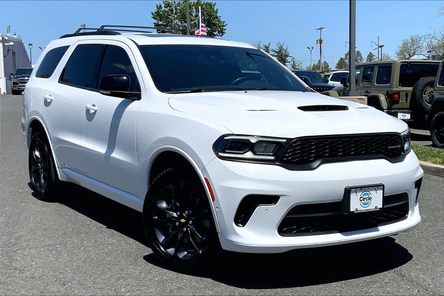 Certified 2025 Dodge Durango GT AWD/4WD image 2