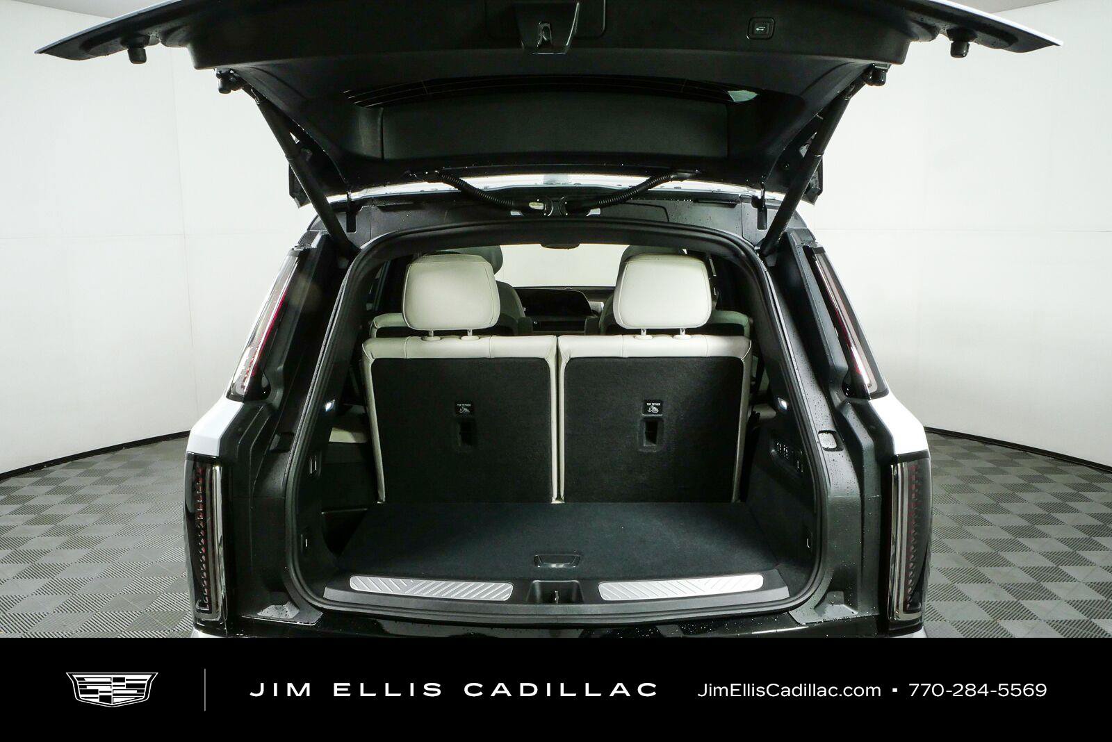 New 2027 Cadillac Vistiq Luxury AWD/4WD image 30