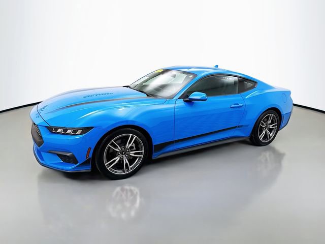 Used 2024 Ford Mustang Coupe image 3