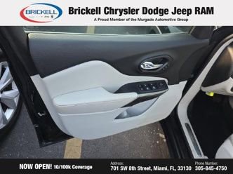Used 2020 Jeep Cherokee Limited image 13
