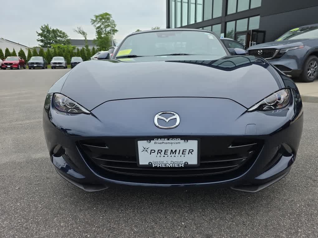 Used 2021 MAZDA MX-5 Miata Grand Touring RWD image 3