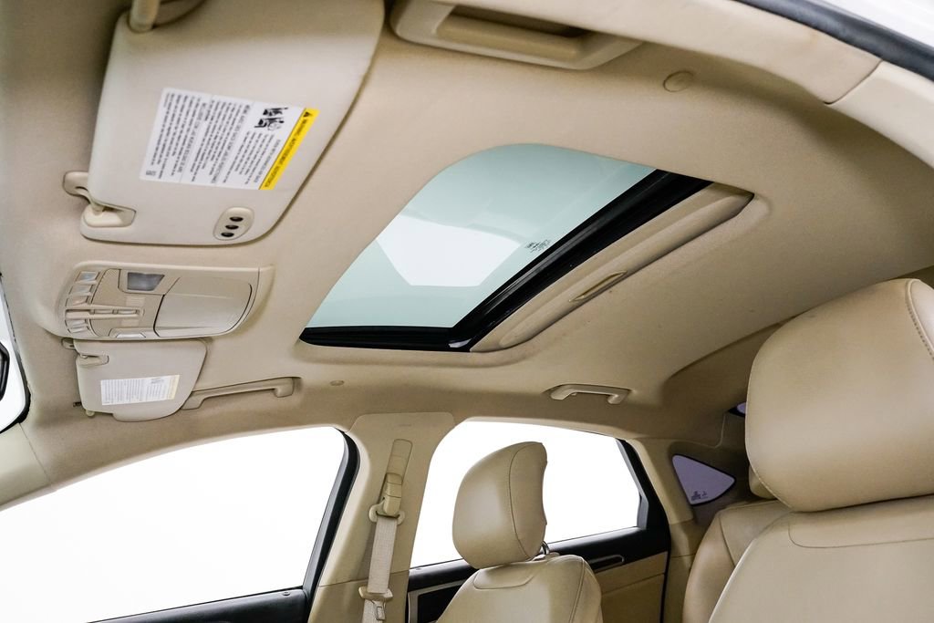 Used 2014 Ford Fusion SE w/ Equipment Group 502A image 8