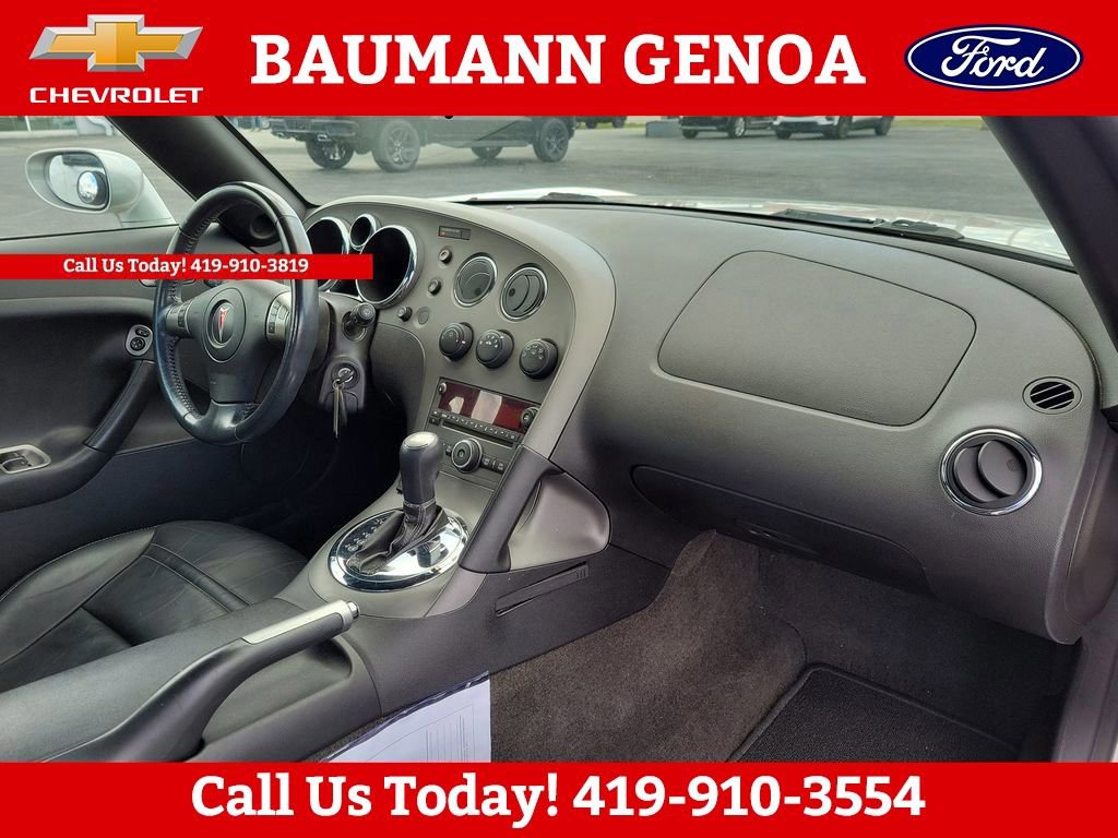 Used 2006 Pontiac Solstice Convertible w/ Premium Package image 16