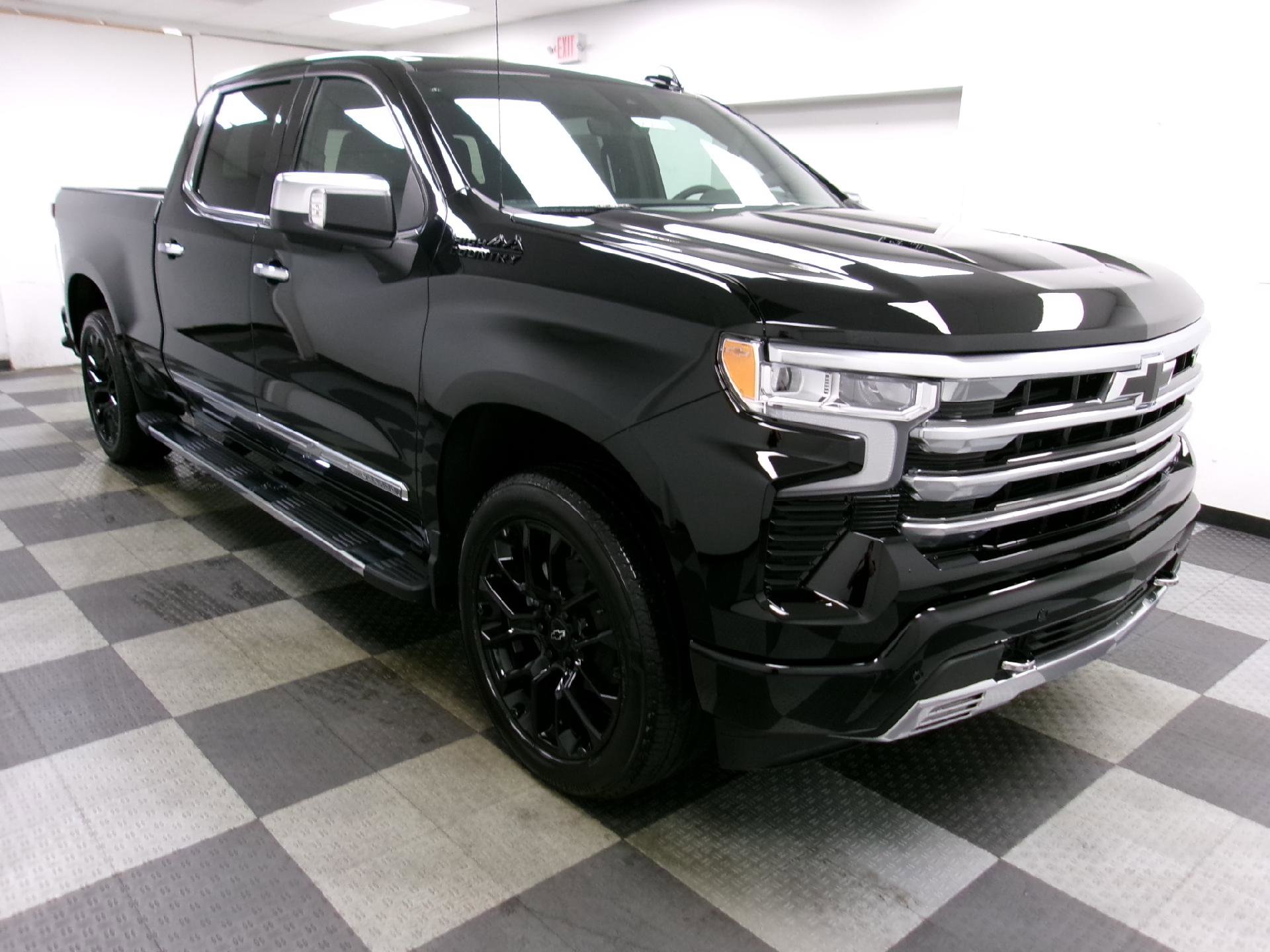 New 2026 Chevrolet Silverado 1500 High Country w/ Technology Package image 15