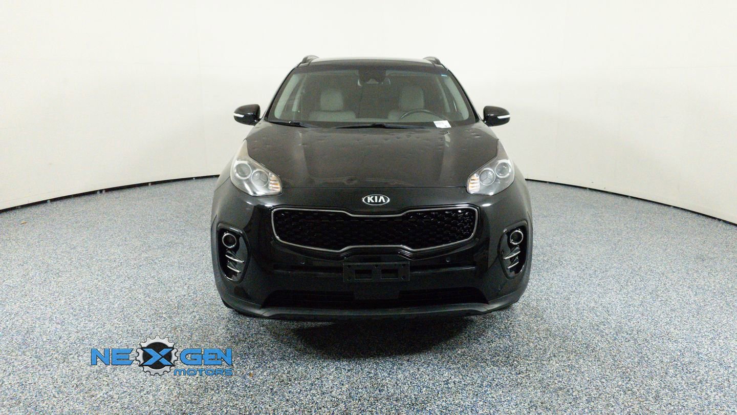 Used 2018 Kia Sportage EX w/ Option Group 040 image 2