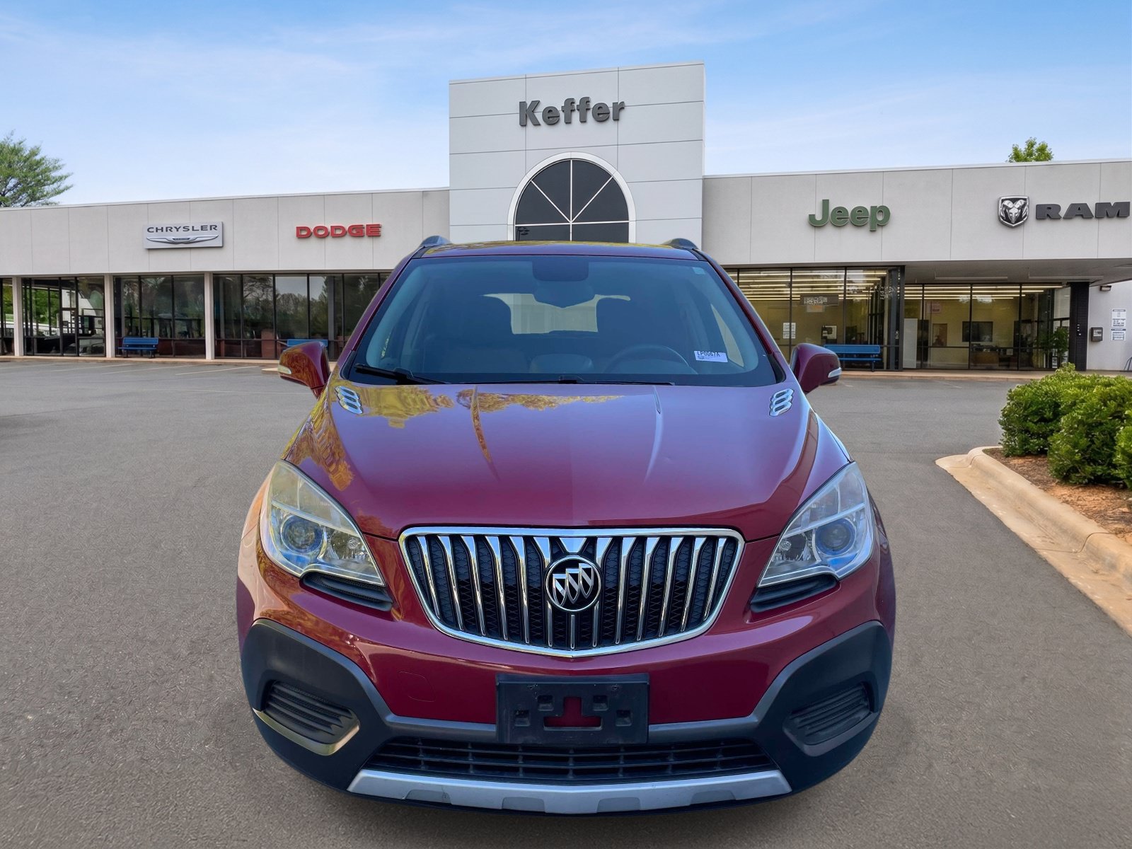 Used 2015 Buick Encore FWD image 2