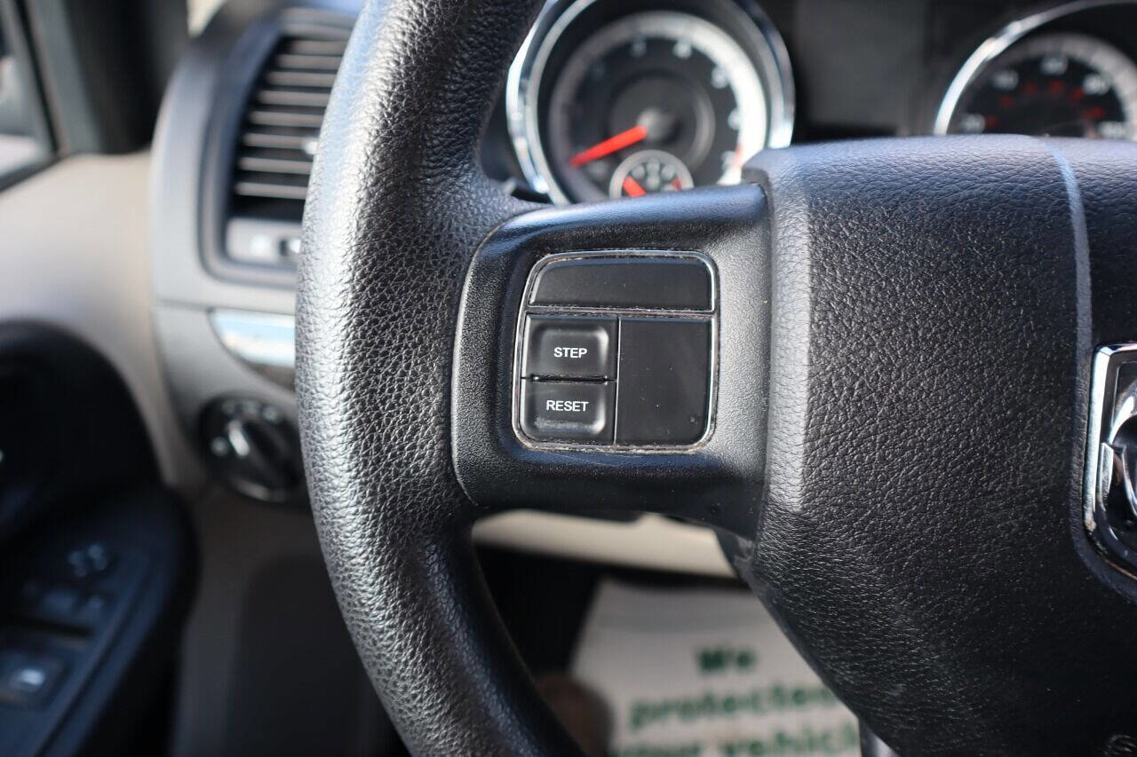 Used 2013 RAM C/V Tradesman image 52